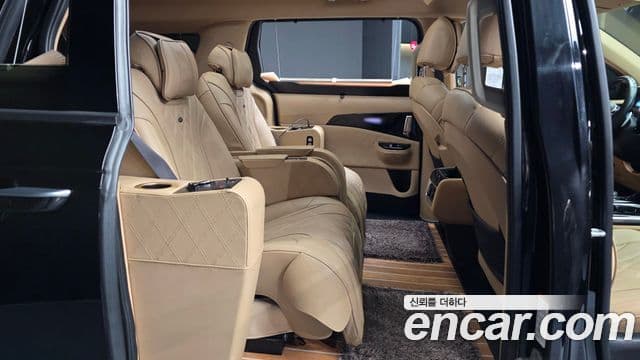 Kia Carnival 4세대 бензин 9인승 High Limousine(компания по спецнадстройкам), 2022 12