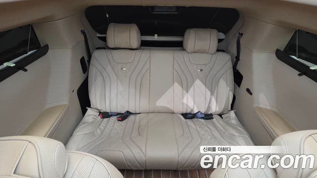 Kia Carnival 4세대 бензин 9인승 High Limousine(компания по спецнадстройкам), 2022 13