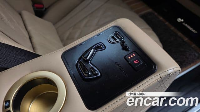 Kia Carnival 4세대 бензин 9인승 High Limousine(компания по спецнадстройкам), 2022 18