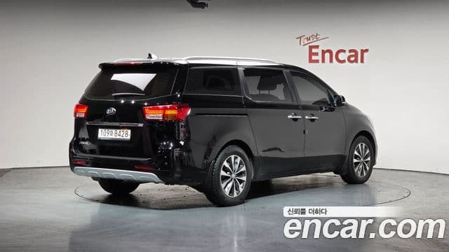 Kia All New Carnival Luxury, 2018 2