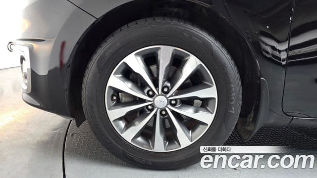 Kia All New Carnival Luxury, 2018 все фото