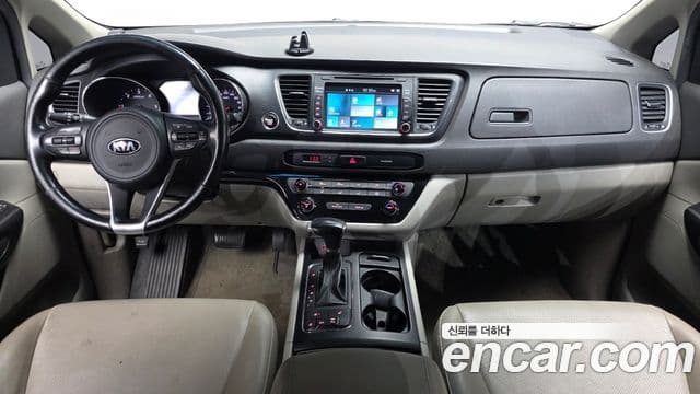 Kia All New Carnival Luxury, 2018 7