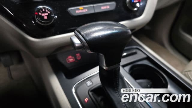 Kia All New Carnival Luxury, 2018 9