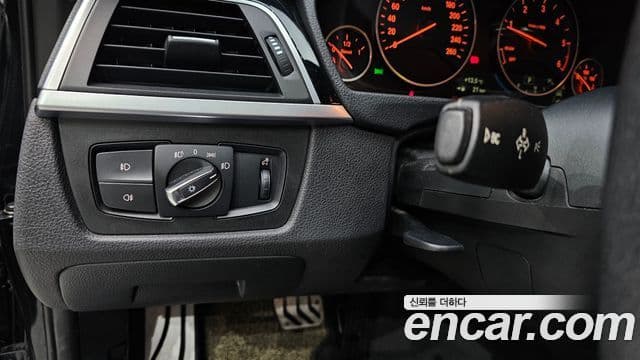 BMW 3시리즈 (F30), 2016 17