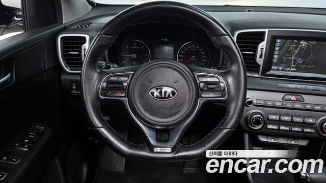 Kia Sportage 4세대 дизель 1.7 2WD Trendy, 2016 13
