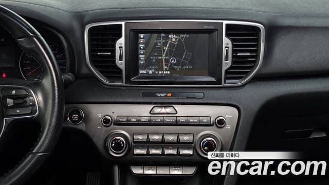 Kia Sportage 4세대 дизель 1.7 2WD Trendy, 2016 15