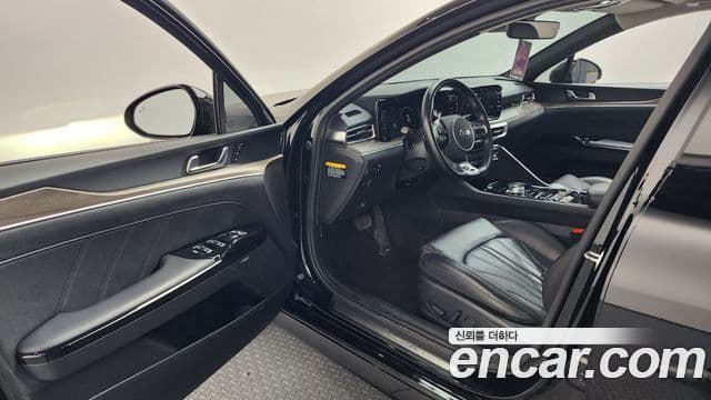 Kia K5 3세대 Signature, 2020 10