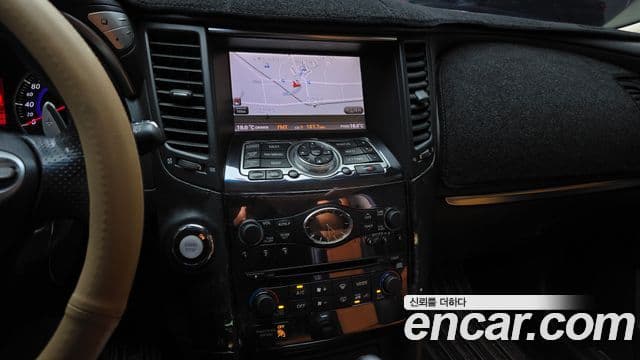 Infiniti FX50 S51, 2010 16