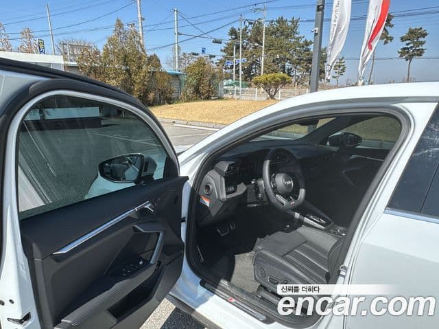 Audi A3 (8Y) Premium, 2025 12