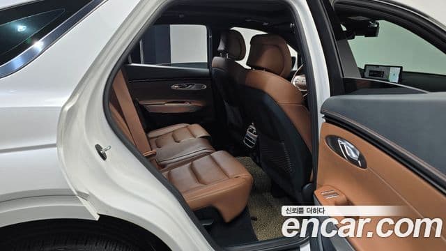 Genesis GV70, 2021 12