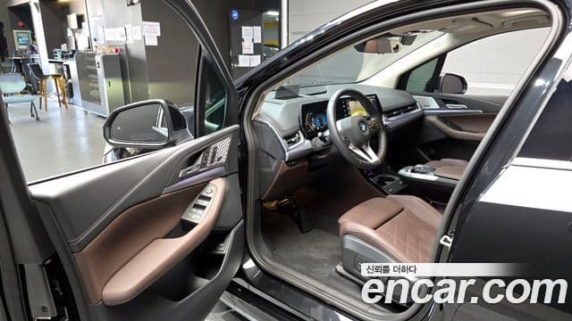 BMW 2시리즈 active 투어러 (U06) 220i M Sport Design, 2025 11