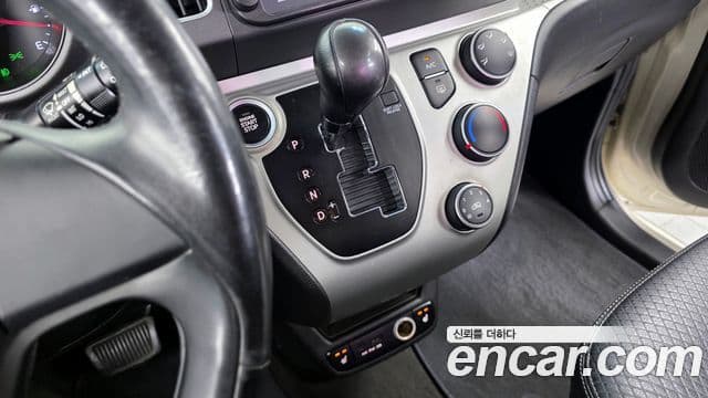 Kia Ray Luxury, 2014 9