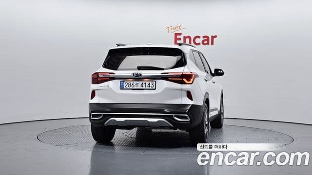 Kia Seltos Signature, 2021 4