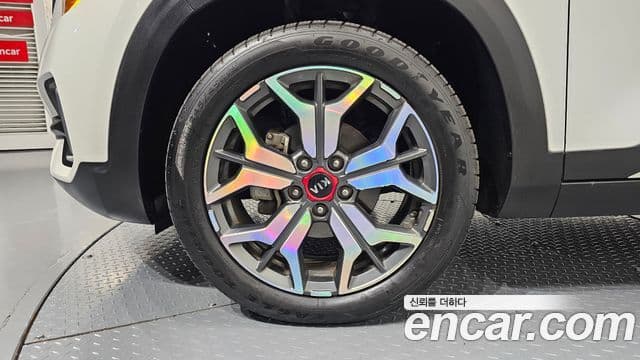 Kia Seltos Signature, 2021 все фото