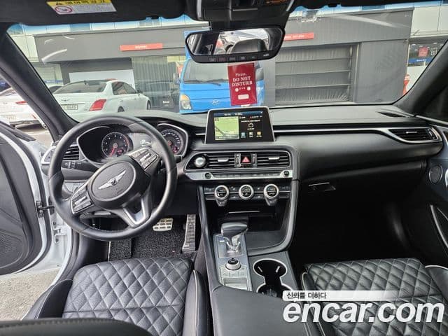 Genesis G70 Sport пакет, 2018 11