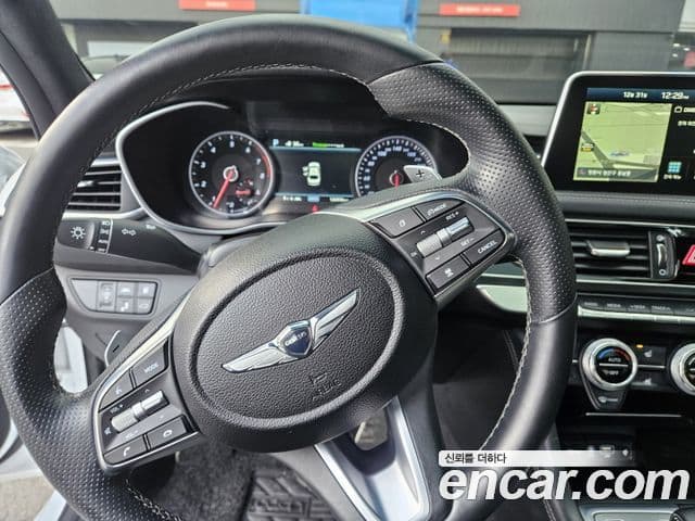 Genesis G70 Sport пакет, 2018 12