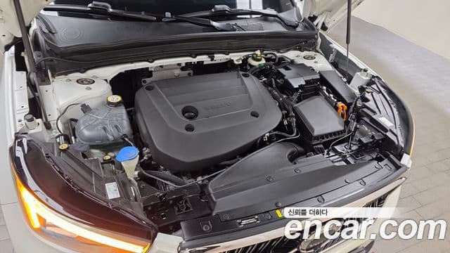 Volvo XC40 B4 Ultimate Bright, 2023 6