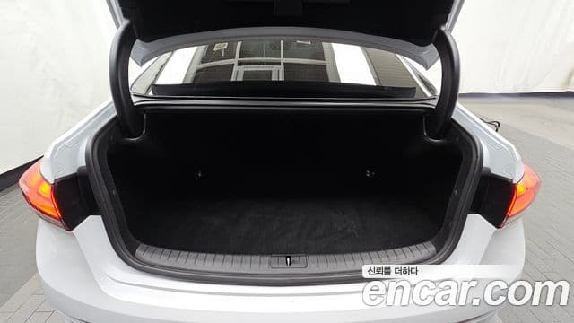 Genesis G80 Luxury, 2019 20