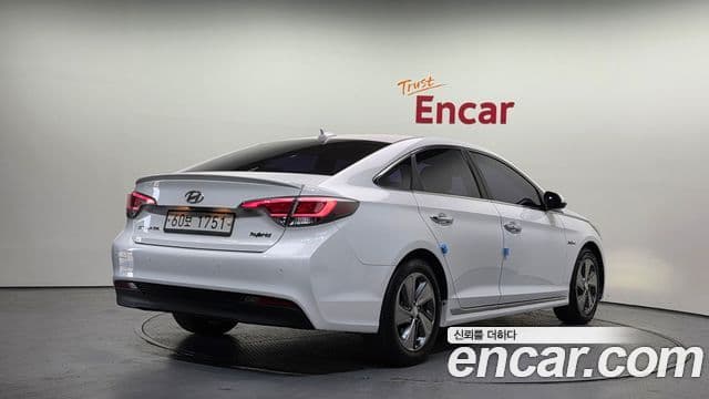 Hyundai LF Sonata гибрид Modern Special, 2017 2