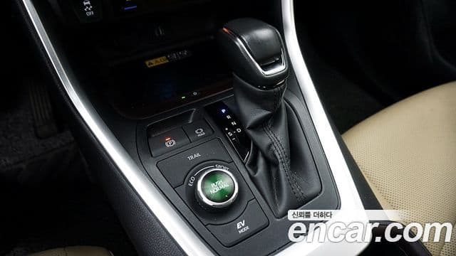 Toyota RAV4 5세대 2.5 4WD гибрид LTD, 2024 7