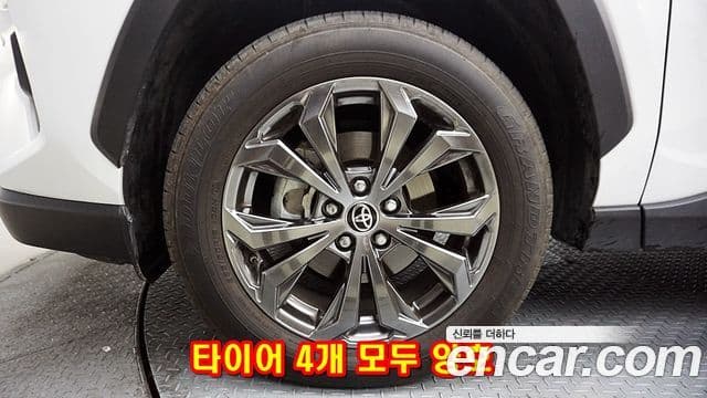 Toyota RAV4 5세대 2.5 4WD гибрид LTD, 2024 12