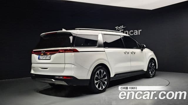 Kia Carnival 4세대 Signature, 2022 2