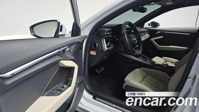 Audi A3 (8Y) Premium, 2024 11