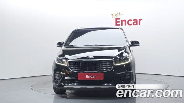 Kia The / новый New Carnival Luxury, 2019 3