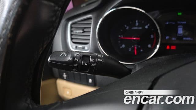 Kia The / новый New Carnival Luxury, 2019 18