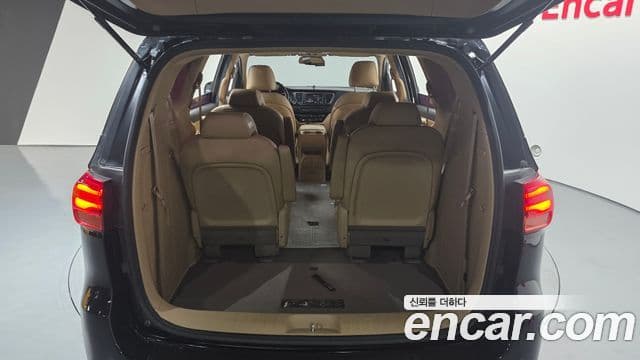 Kia The / новый New Carnival Luxury, 2019 20