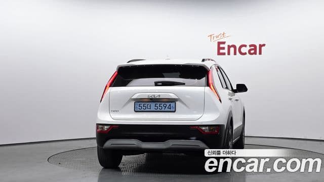 Kia D All New Niro EV Air, 2023 4