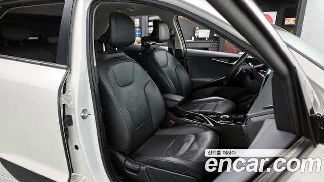 Kia D All New Niro EV Air, 2023 10