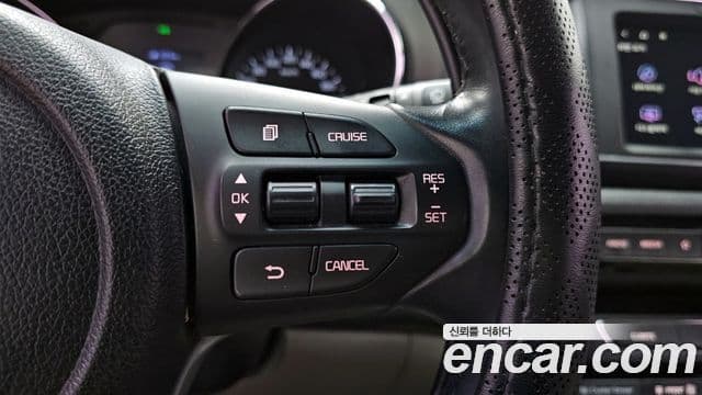 Kia The / новый New Carnival Luxury, 2019 17