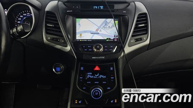 Hyundai The / новый New Avante 빌트인캠2 — базовая версия - Built-in Cam 2, 2014 14