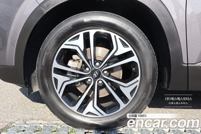 Hyundai Santa Fe TM Exclusive, 2019 все фото