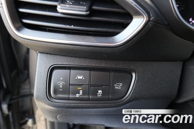 Hyundai Santa Fe TM Exclusive, 2019 17