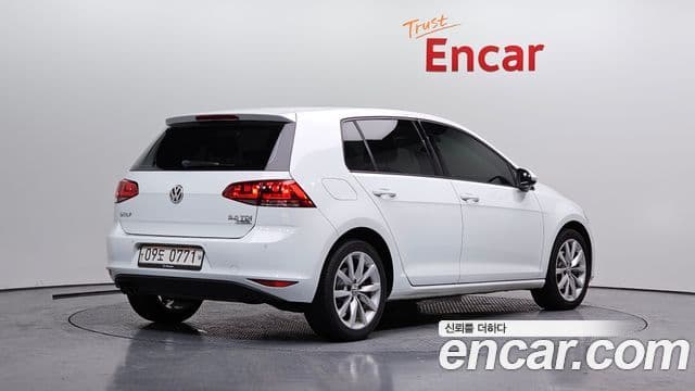 Volkswagen Гольф 7세대, 2016 2