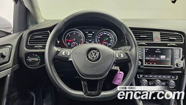 Volkswagen Гольф 7세대, 2016 13