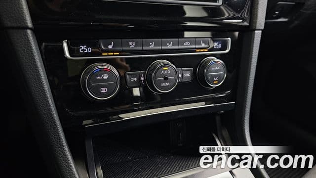 Volkswagen Гольф 7세대, 2016 18