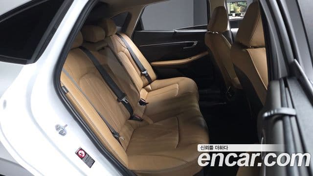 Hyundai Sonata гибрид (DN8) Inspiration, 2021 12