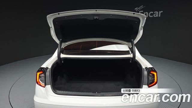 Hyundai Sonata гибрид (DN8) Inspiration, 2021 20