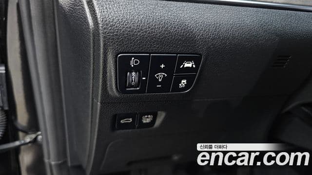 Kia K5 гибрид 3세대 Noblesse, 2023 13