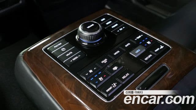 Hyundai Equus(новый кузов / новое поколение) Exclusive, 2014 17