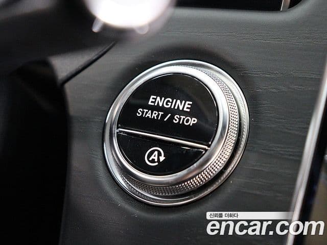 Mercedes-Benz E-класс W214 Avantgarde, 2025 20