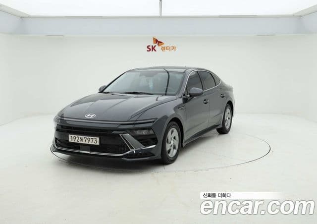 Hyundai Sonata D Edge(DN8) Business 1