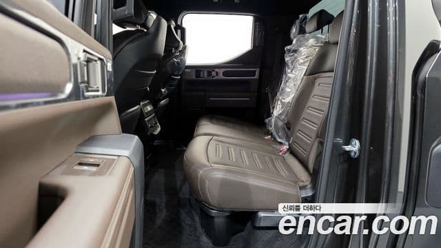 Kia 타스만 Extreme, 2026 12