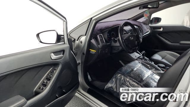 Kia The / новый New K3 Trendy, 2017 10