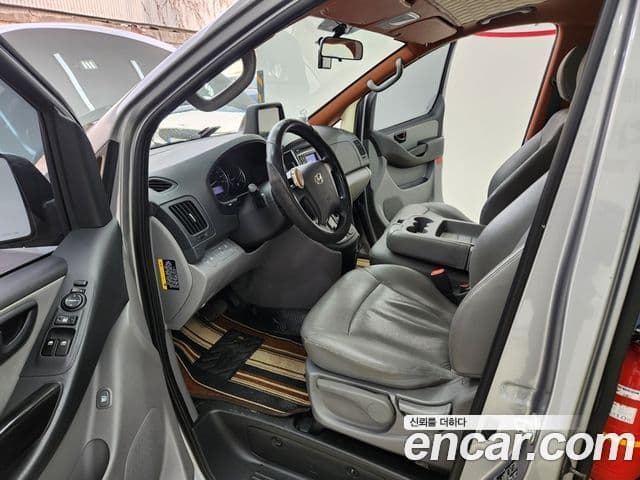 Hyundai Grand Starex кемпер, 2017 12