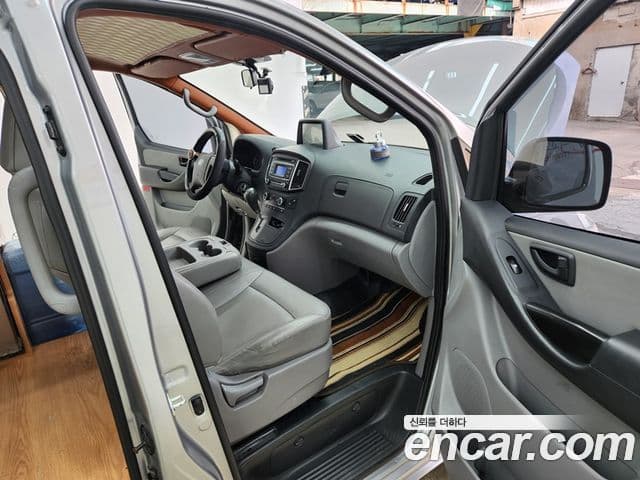 Hyundai Grand Starex кемпер, 2017 13