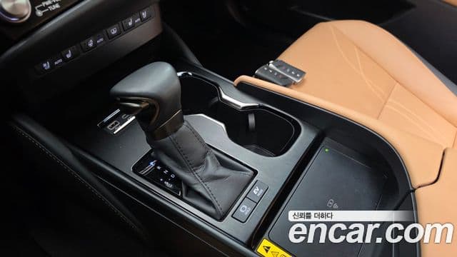 Lexus ES300h 7세대 Executive, 2023 9